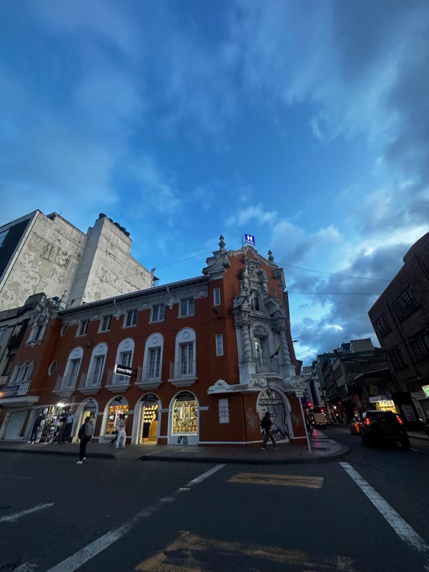 Hotel Artistico Bogota Luaran gambar